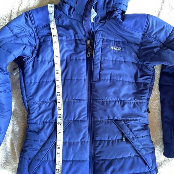 Patagonia Women’s Jacket - Picture 5 of 8